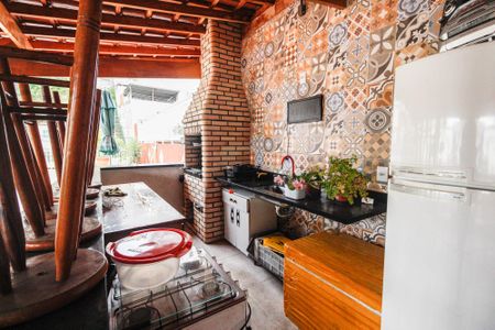 Casa à venda com 150m², 2 quartos e 2 vagas Casa à venda com 150m², 2 quartos e 2 vagasChurrasqueira