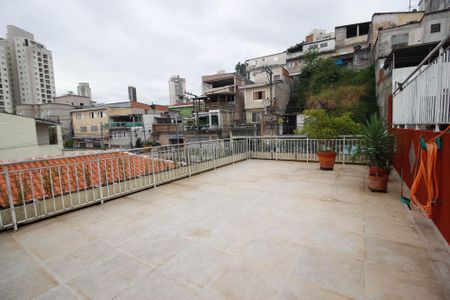 Casa à venda com 150m², 2 quartos e 2 vagas Casa à venda com 150m², 2 quartos e 2 vagasChurrasqueira