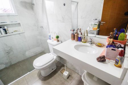 Casa à venda com 150m², 2 quartos e 2 vagas Casa à venda com 150m², 2 quartos e 2 vagasBanheiro