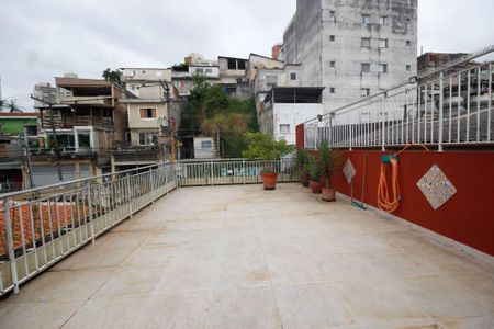 Casa à venda com 150m², 2 quartos e 2 vagas Casa à venda com 150m², 2 quartos e 2 vagasChurrasqueira