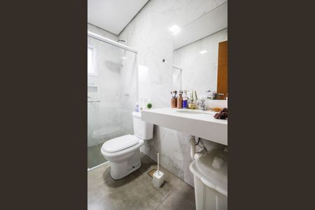 Casa à venda com 150m², 2 quartos e 2 vagas Casa à venda com 150m², 2 quartos e 2 vagasBanheiro