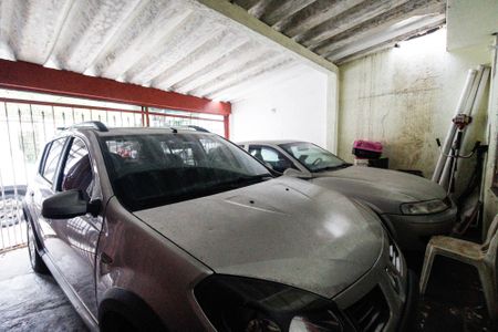 Casa à venda com 150m², 2 quartos e 2 vagas Casa à venda com 150m², 2 quartos e 2 vagasGaragem