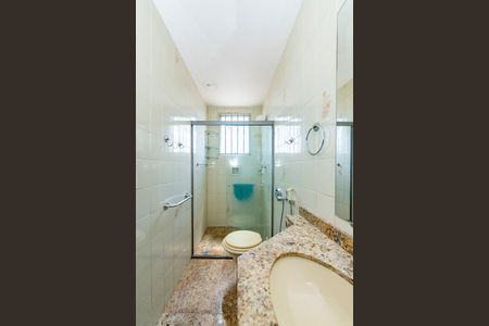 Apartamento à venda com 100m², 3 quartos e 1 vaga Apartamento à venda com 100m², 3 quartos e 1 vagaBanheiro da Suíte