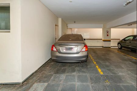 Apartamento à venda com 100m², 3 quartos e 1 vaga Apartamento à venda com 100m², 3 quartos e 1 vagaGaragem