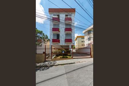 Apartamento à venda com 100m², 3 quartos e 1 vaga Apartamento à venda com 100m², 3 quartos e 1 vagaFachada