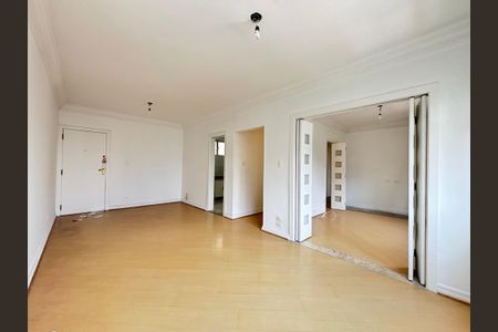 Sala de apartamento à venda com 2 quartos, 102m² em Vila Nova Conceição, São Paulo