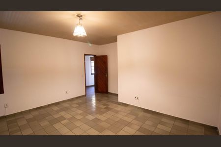Casa de condomínio à venda com 333m², 5 quartos e 5 vagas Casa de condomínio à venda com 333m², 5 quartos e 5 vagasQuarto