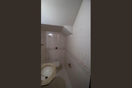 Casa de condomínio à venda com 333m², 5 quartos e 5 vagas Casa de condomínio à venda com 333m², 5 quartos e 5 vagasBanheiro 3