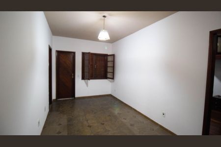 Casa de condomínio à venda com 333m², 5 quartos e 5 vagas Casa de condomínio à venda com 333m², 5 quartos e 5 vagasQuarto