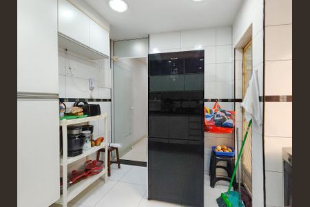 Apartamento à venda com 70m², 2 quartos e sem vaga Apartamento à venda com 70m², 2 quartos e sem vagaCozinha