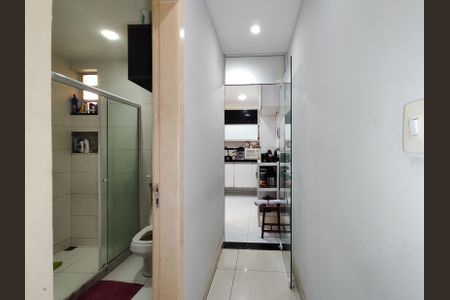 Apartamento à venda com 70m², 2 quartos e sem vaga Apartamento à venda com 70m², 2 quartos e sem vagaCorredor