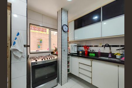 Apartamento à venda com 70m², 2 quartos e sem vaga Apartamento à venda com 70m², 2 quartos e sem vagaCozinha