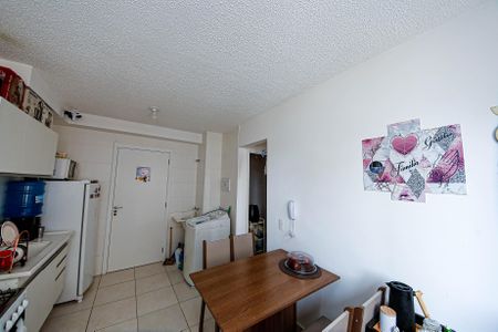 Sala/Cozinha de apartamento para alugar com 2 quartos, 34m² em Vila Ema, São Paulo