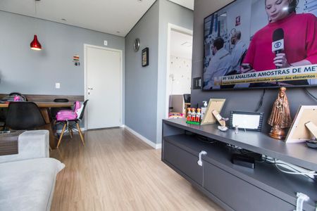 Sala de apartamento para alugar com 2 quartos, 55m² em Jardim do Líbano, Barueri
