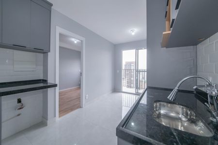 Sala - Cozinha Integrada de apartamento para alugar com 1 quarto, 27m² em Campo Belo, São Paulo