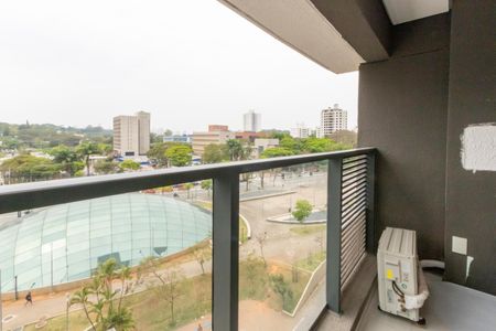 Studio para alugar com 24m², 1 quarto e sem vaga Studio para alugar com 24m², 1 quarto e sem vagaVaranda