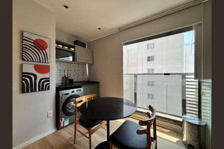 Apartamento à venda com 28m², 1 quarto e sem vaga Apartamento à venda com 28m², 1 quarto e sem vagaStudio