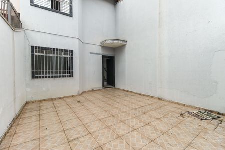 Casa para alugar com 80m², 2 quartos e 2 vagas Casa para alugar com 80m², 2 quartos e 2 vagasGaragem