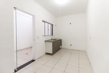 Casa para alugar com 80m², 2 quartos e 2 vagas Casa para alugar com 80m², 2 quartos e 2 vagasCozinha