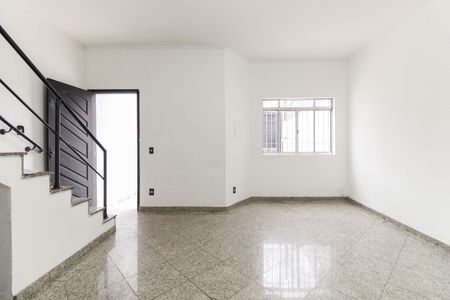 Sala de casa para alugar com 1 quarto, 80m² em Jardim Nossa Senhora do Carmo, São Paulo