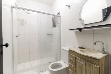 Casa para alugar com 80m², 2 quartos e 2 vagas Casa para alugar com 80m², 2 quartos e 2 vagasBanheiro