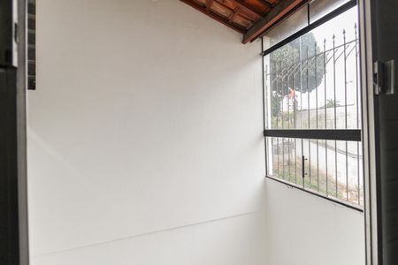 Casa para alugar com 80m², 2 quartos e 2 vagas Casa para alugar com 80m², 2 quartos e 2 vagasVista do Quarto 2