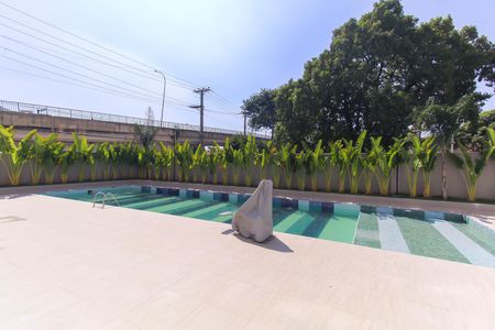 Apartamento à venda com 35m², 2 quartos e sem vaga Apartamento à venda com 35m², 2 quartos e sem vagaÁrea comum - Piscina