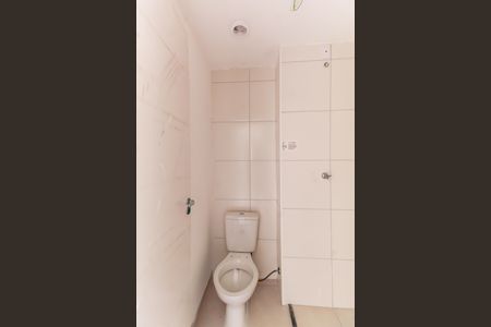 Apartamento à venda com 35m², 2 quartos e sem vaga Apartamento à venda com 35m², 2 quartos e sem vagaBanheiro