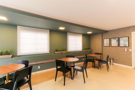 Apartamento à venda com 35m², 2 quartos e sem vaga Apartamento à venda com 35m², 2 quartos e sem vagaÁrea comum - Salão de festas