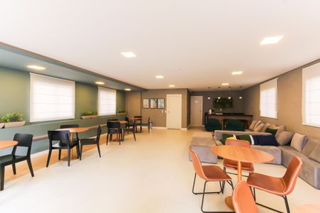 Apartamento à venda com 35m², 2 quartos e sem vaga Apartamento à venda com 35m², 2 quartos e sem vagaÁrea comum - Salão de festas