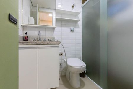 Studio à venda com 37m², 1 quarto e sem vaga Studio à venda com 37m², 1 quarto e sem vagaBanheiro