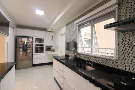 Apartamento à venda com 147m², 3 quartos e 2 vagasCozinha