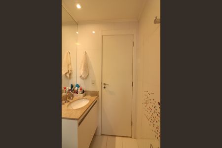 Apartamento à venda com 147m², 3 quartos e 2 vagasSuíte 2 Banheiro