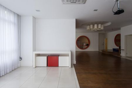 Apartamento à venda com 147m², 3 quartos e 2 vagas Apartamento à venda com 147m², 3 quartos e 2 vagasÁrea comum