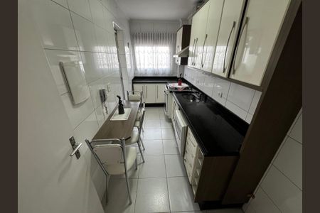Apartamento à venda com 78m², 3 quartos e 2 vagas Apartamento à venda com 78m², 3 quartos e 2 vagasCozinha