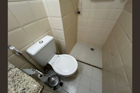 Apartamento à venda com 78m², 3 quartos e 2 vagas Apartamento à venda com 78m², 3 quartos e 2 vagasBanheiro