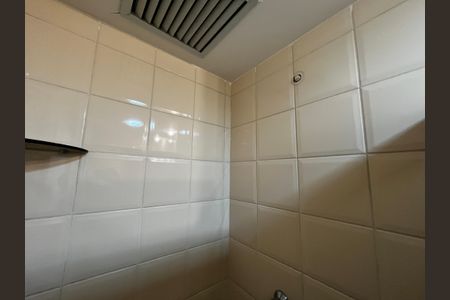Apartamento à venda com 78m², 3 quartos e 2 vagas Apartamento à venda com 78m², 3 quartos e 2 vagasBanheiro da Suíte
