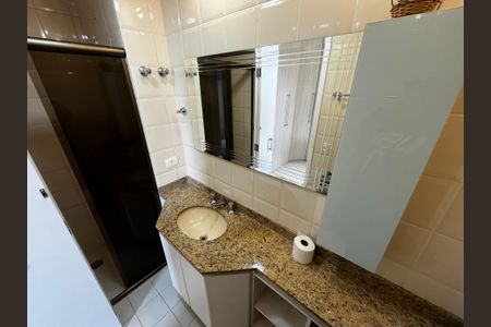 Apartamento à venda com 78m², 3 quartos e 2 vagas Apartamento à venda com 78m², 3 quartos e 2 vagasBanheiro da Suíte
