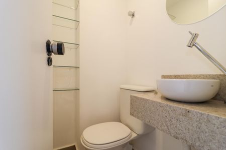 Lavabo de apartamento para alugar com 1 quarto, 82m² em Vila Suzana, São Paulo