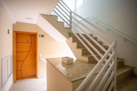 Apartamento para alugar com 44m², 2 quartos e 1 vagaHall de entrada