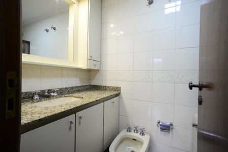 Apartamento para alugar com 110m², 3 quartos e 2 vagasBanheiro da Suite