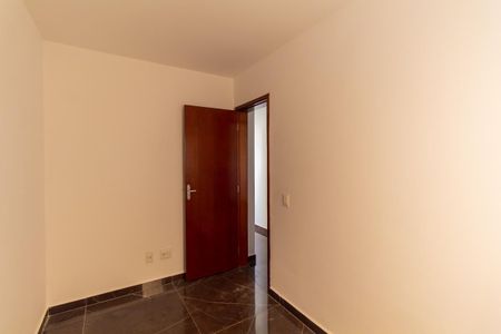 Quarto 2 de apartamento para alugar com 2 quartos, 48m² em Jardim Nove de Julho, São Paulo