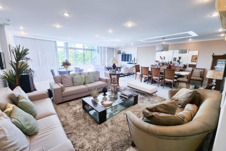 Apartamento para alugar com 270m², 4 quartos e 2 vagas Apartamento para alugar com 270m², 4 quartos e 2 vagasSala