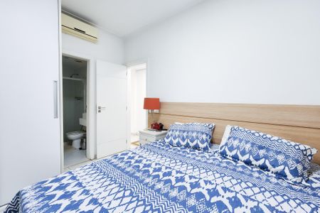 Apartamento para alugar com 270m², 4 quartos e 2 vagas Apartamento para alugar com 270m², 4 quartos e 2 vagasSuite 1