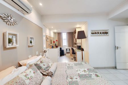 Apartamento para alugar com 270m², 4 quartos e 2 vagas Apartamento para alugar com 270m², 4 quartos e 2 vagasSuite 2