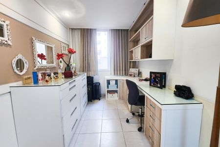 Apartamento para alugar com 270m², 4 quartos e 2 vagas Apartamento para alugar com 270m², 4 quartos e 2 vagasSuite 2