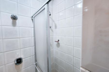 Apartamento para alugar com 270m², 4 quartos e 2 vagas Apartamento para alugar com 270m², 4 quartos e 2 vagasBanheiro de serviço