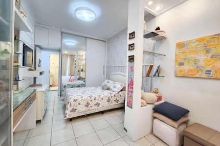 Apartamento para alugar com 270m², 4 quartos e 2 vagas Apartamento para alugar com 270m², 4 quartos e 2 vagasQuarto 2