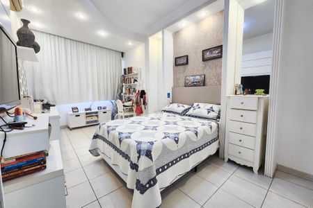 Apartamento para alugar com 270m², 4 quartos e 2 vagas Apartamento para alugar com 270m², 4 quartos e 2 vagasQuarto 1