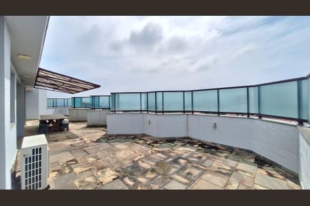 Apartamento à venda com 328m², 3 quartos e 3 vagas Apartamento à venda com 328m², 3 quartos e 3 vagasCobertura